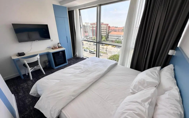 No25 Hotels