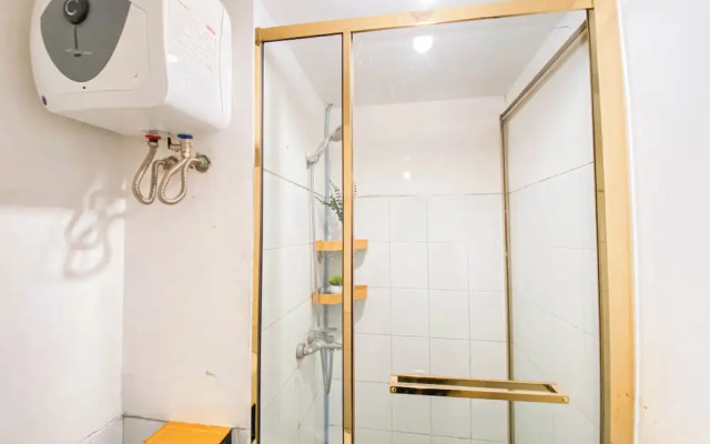 Spacious 1BR at Grand Asia Afrika Apartment