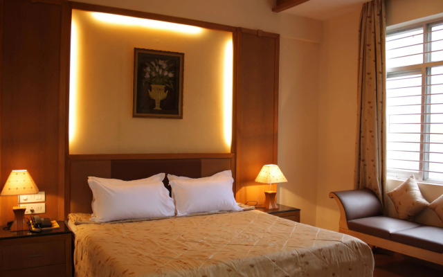 Hotel Roopa