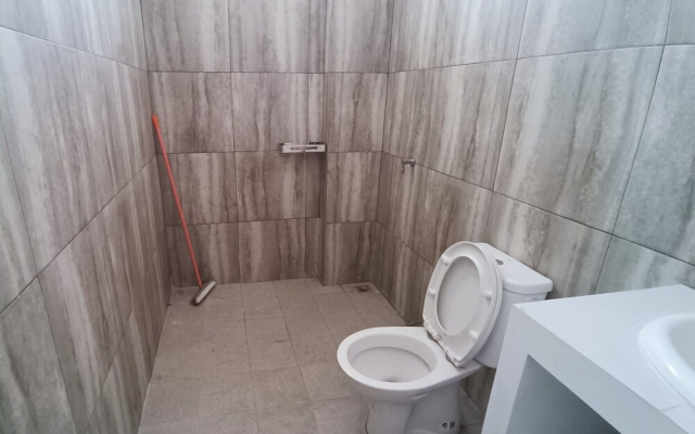 OYO 93885 D'harjo Guesthouse