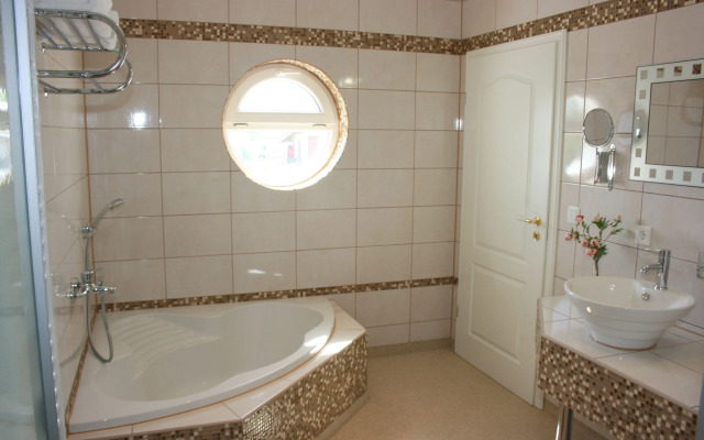 Pension am Donaubogen