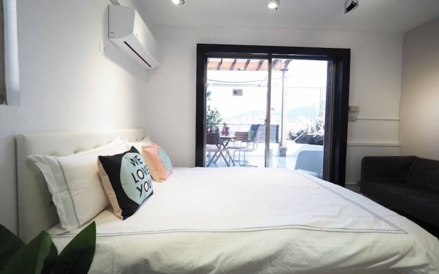 Yongchun MRT Station