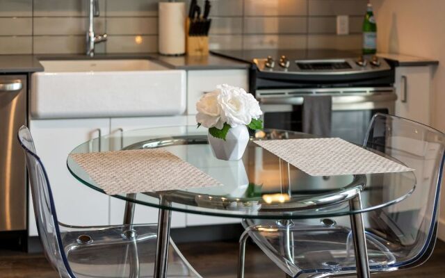 Modern Apartments by Barsala