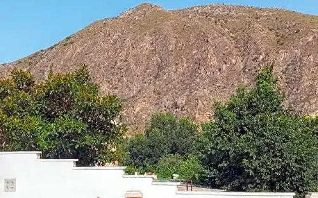 Recovery Mountain 2 separate beds in room B&B