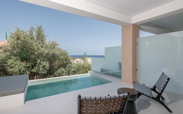 Nuovo Luxury Suites