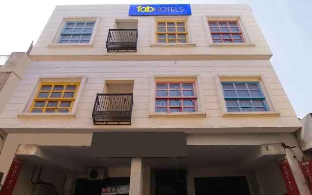 Fabhotel Legacy