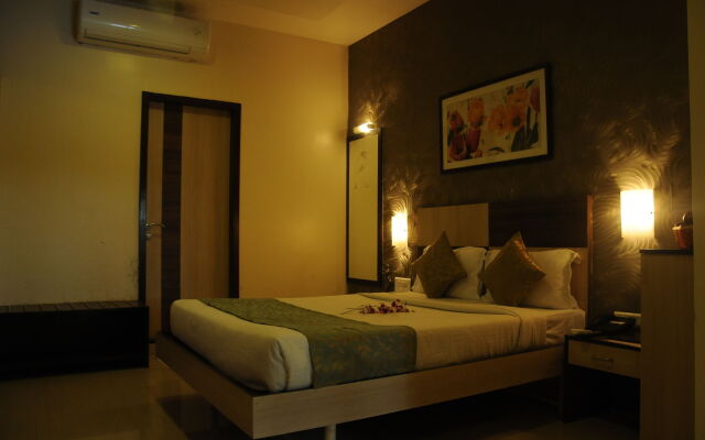 Hotel Madhav International