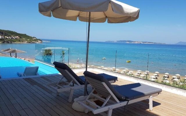 Paralia Luxury Suites
