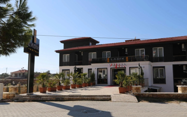 Ladik Hotel