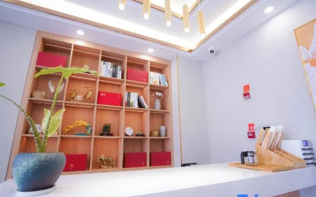 Philland Hotel Shizong