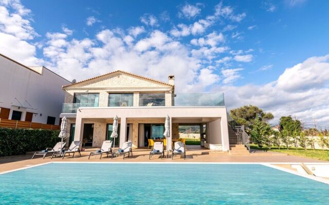 MaDiZé Beach House on the Sea