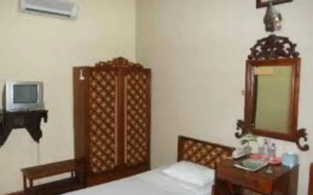 Istana Batik Ratna – Guest Rooms – Yogyakarta
