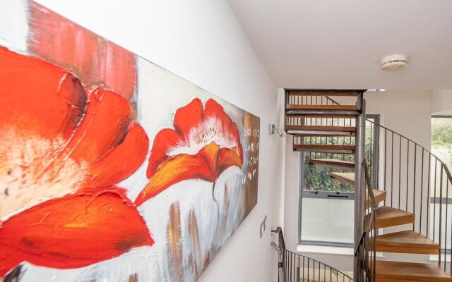 Mews House Next to Brighton Beach