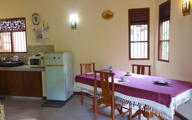 Manel Guesthouse