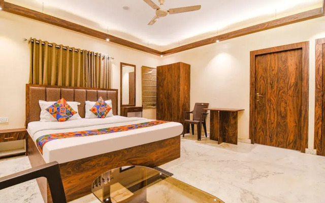 OYO 19552 Golden Deer Guest House
