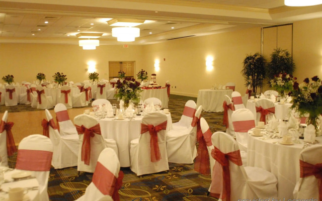 Crowne Plaza Boston - Woburn by IHG