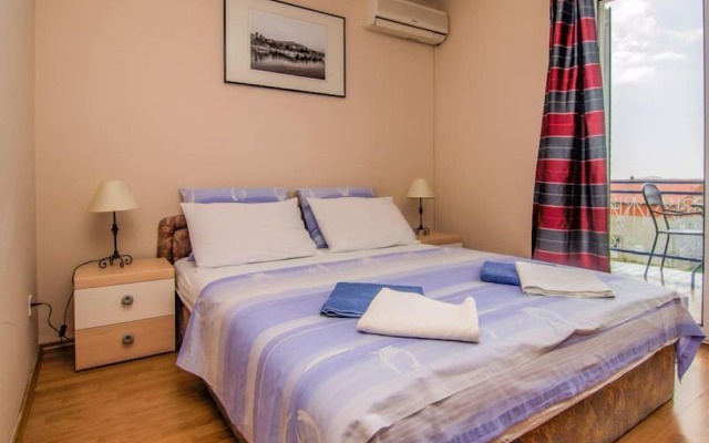 Lulak Studio Apartments