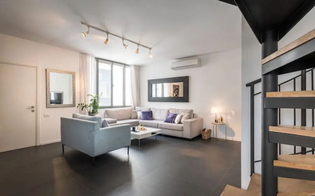 Magical Terrace Best Location in TLV 2BR