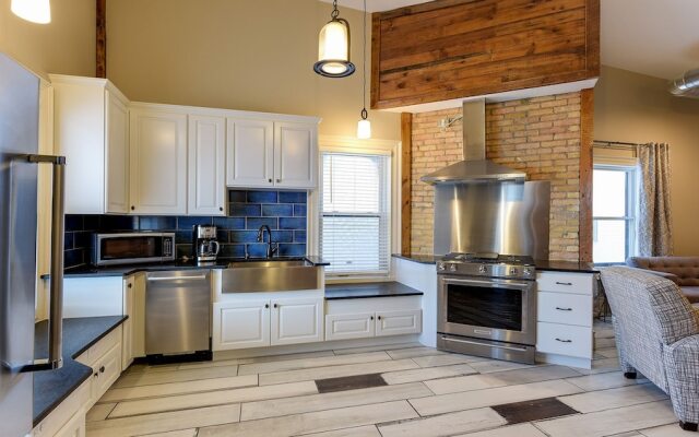 Stay Chateau Suite 2