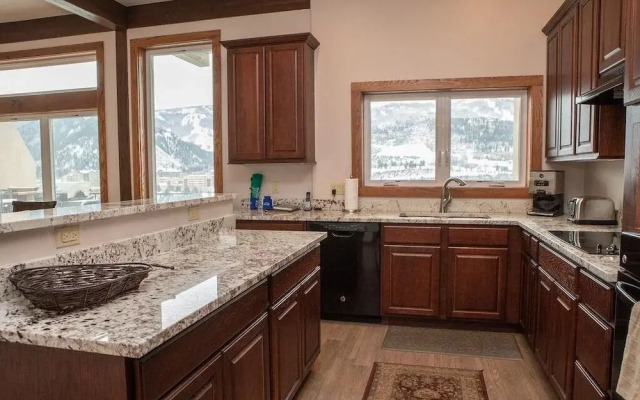 6 Chambertin Townhomes 4 Bedroom Townhouse by RedAwning