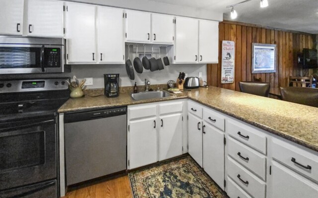 Beaver Ge 9-13 2 Bedroom Condo by Redawning