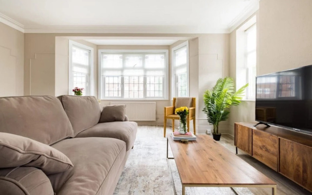The Hendon Escape - Elegant 3bdr Flat