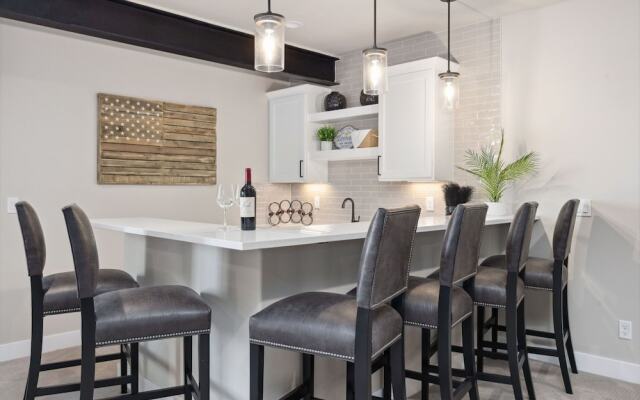 Upscale Waterfront Estate With Mountain Sunset Views