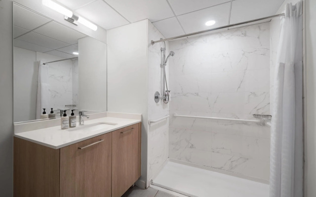 Reside Navy Yard, a Wyndham Residence