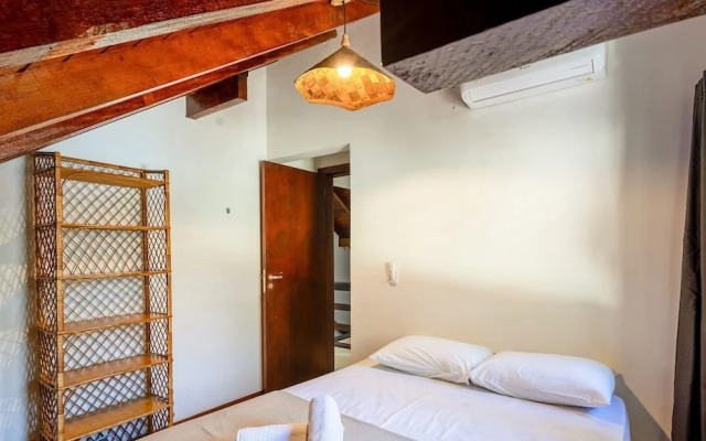 3 B Beachfront House w/ Barbecue Bombinhas Sdn042