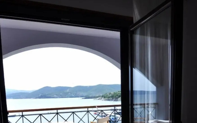 Zennova 43 Pirgadikia Sky & Sea Home