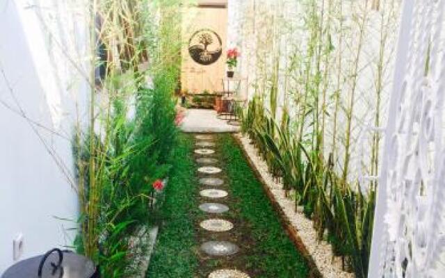Wood Stone Hostel