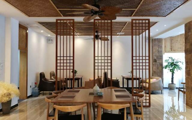 Artistic Conception Yard