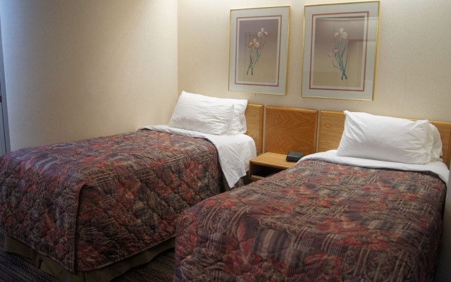 Slumber Inn