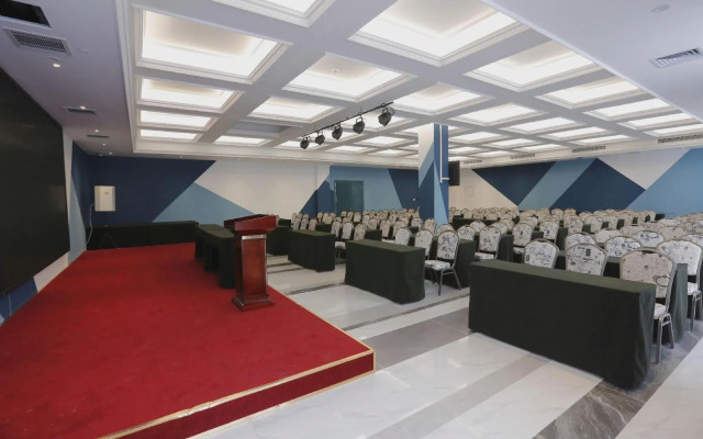 Penglai Guanlan International Hotel