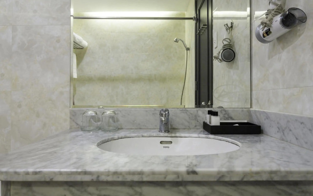 Calista Sai Gon Hotel