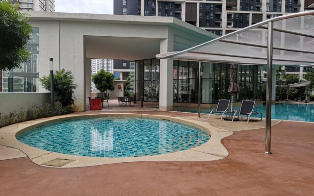 The OOAK Suites and Residences at Sunway 163 (Kiara 163)