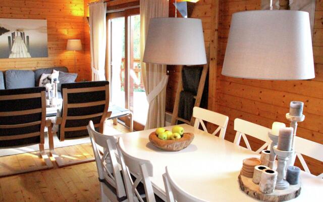 Cozy Holiday Home near Lake in Beaulieu