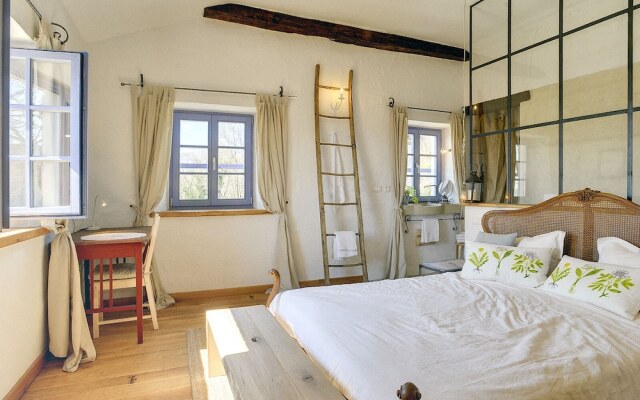 Magnificent Villa in Groznjan With High-end Kitchen & Pool