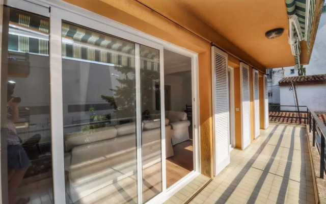 Big Apartment Caprabo