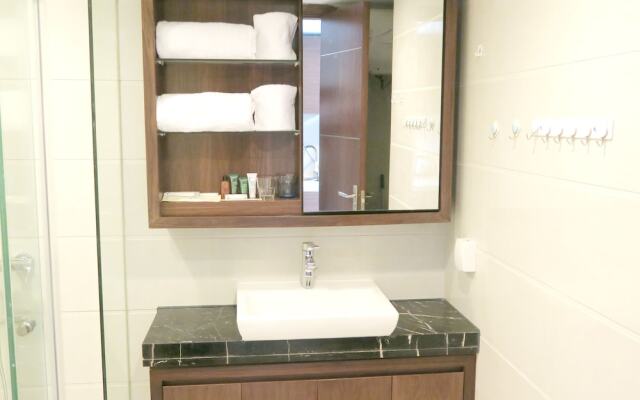 Zhuhai Hualei Apartment