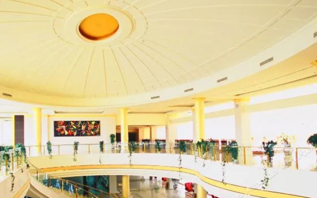 Junhui Jianguo Hotel