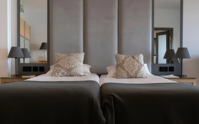 Plaza Regency Hotels