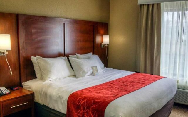 Comfort Suites