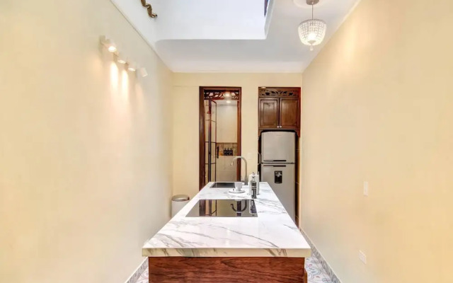 Chic 4BR Getaway in Vibrant La Candelaria