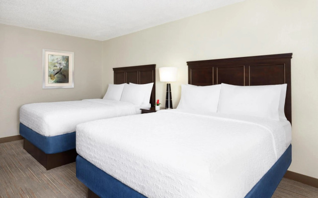 Hampton Inn Naples Central