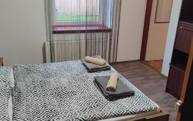 Lugas Apartman