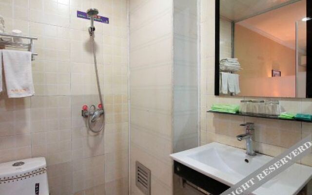 Huaxian Zhongzhou Express Hotel