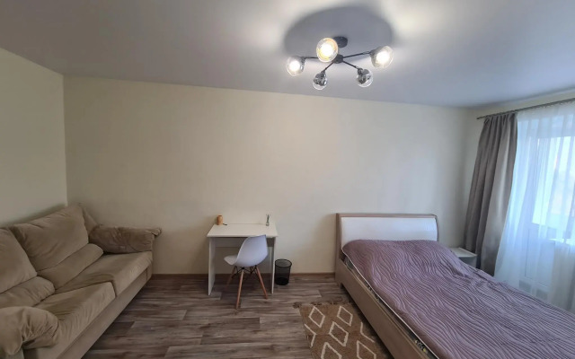 Apartment On Amurskiy Bulvar 35