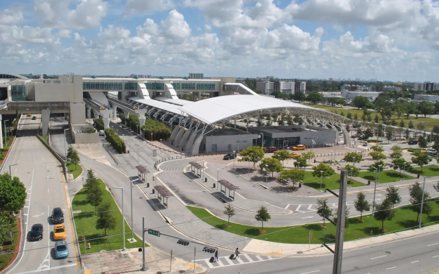 Sheraton Miami Airport Hotel & Executive Meeting Center