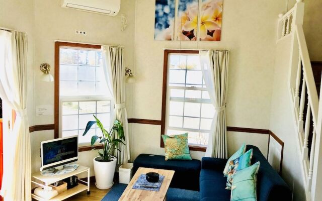 Mini Chula Inn